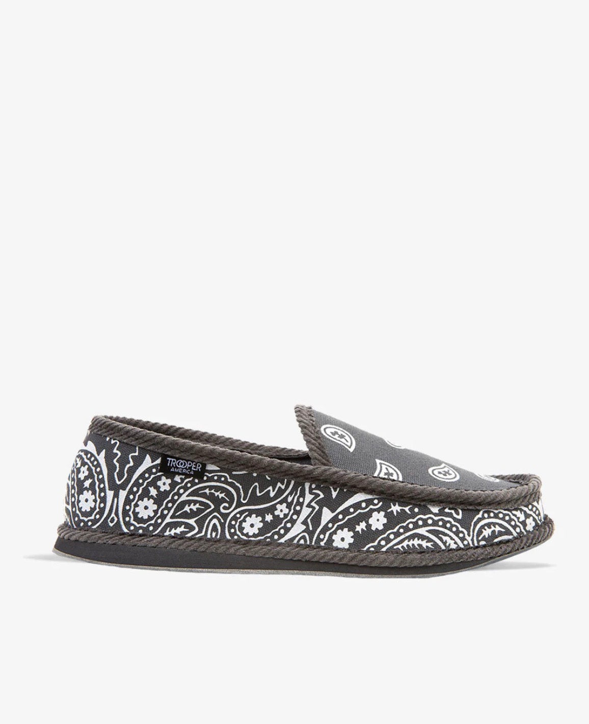 Trooper shoe