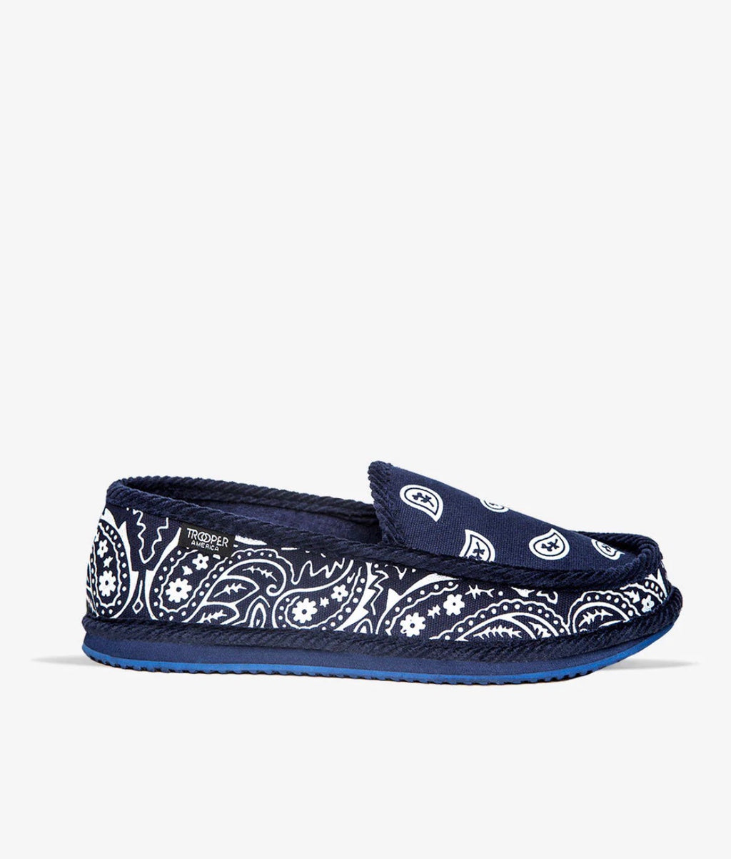 Trooper shoe