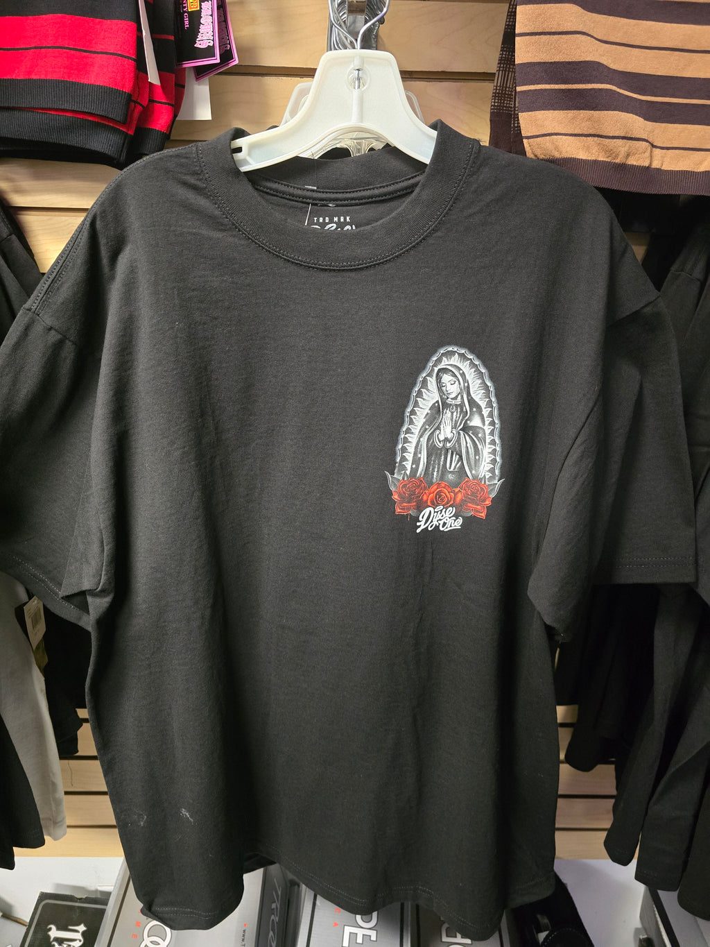 Dyseone tee