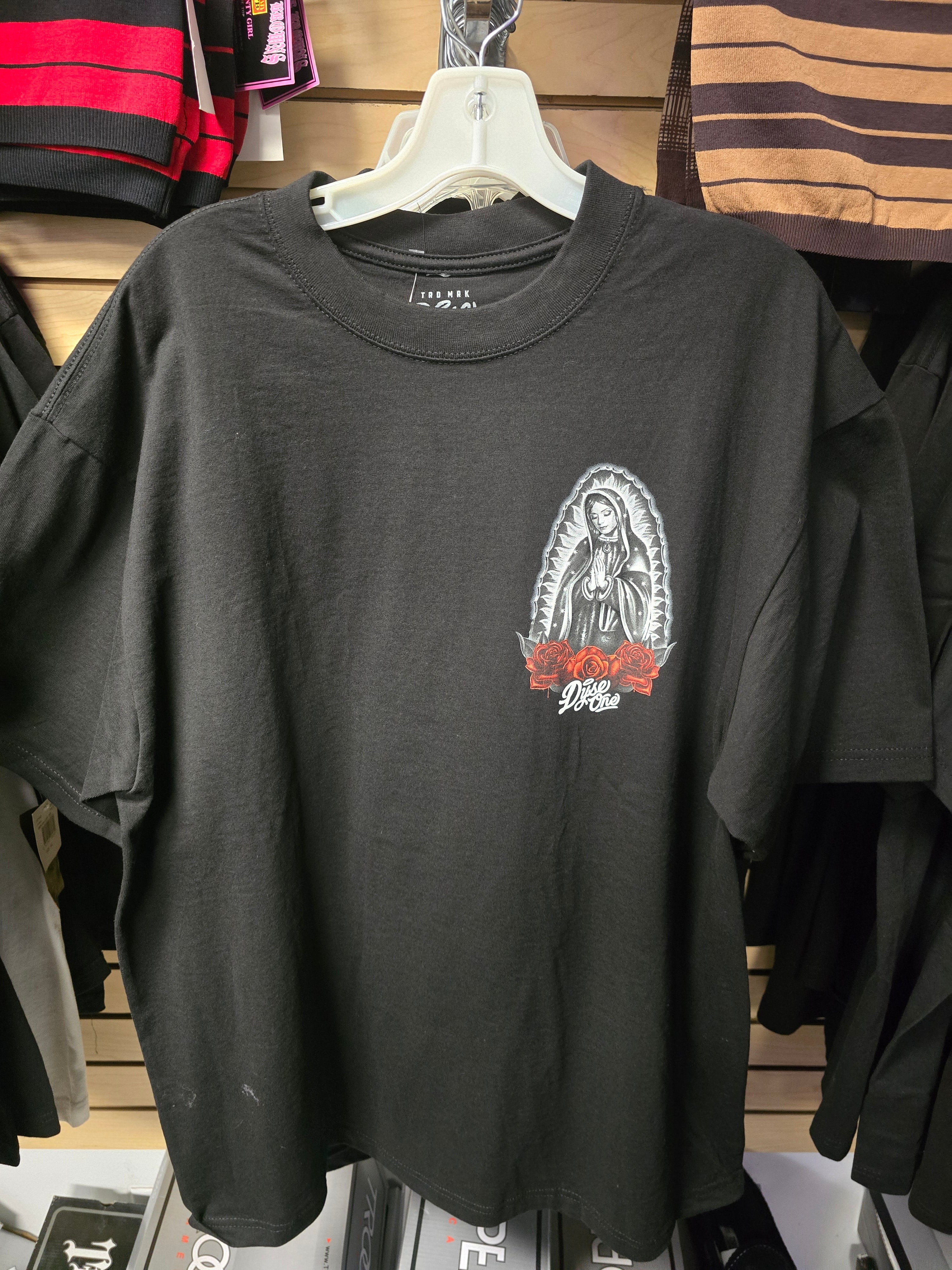 Dyseone tee