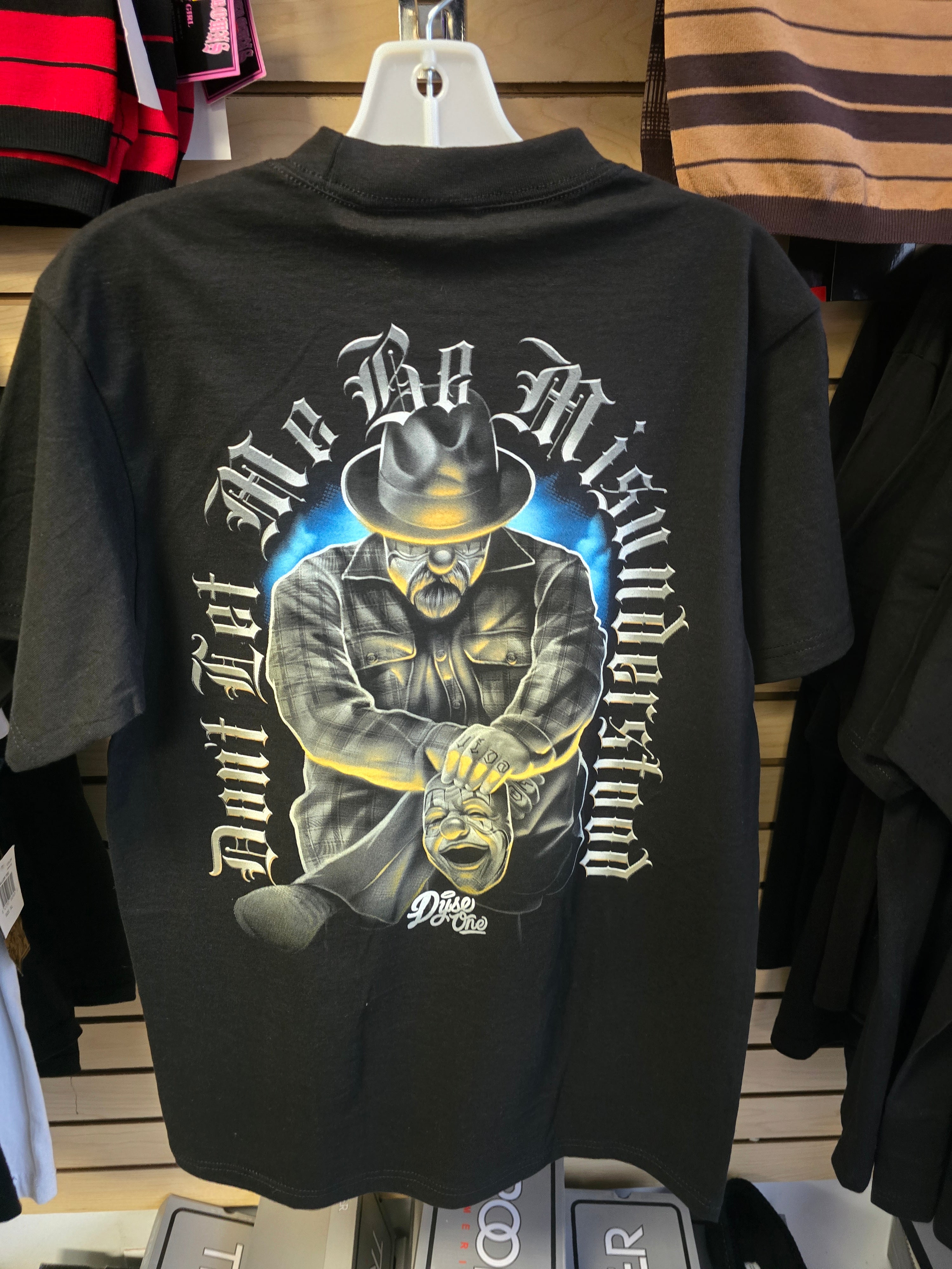 Dyseone tee
