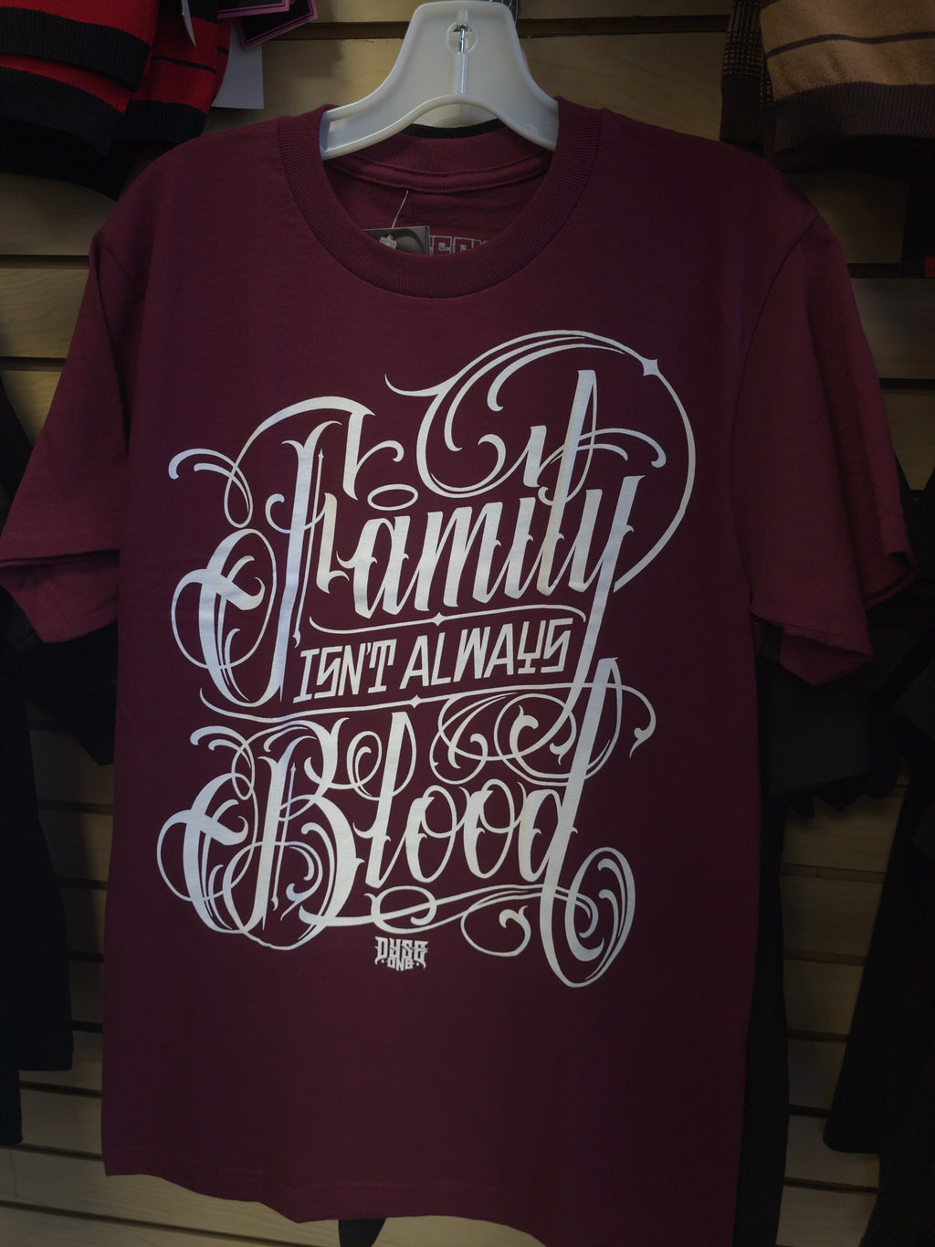 Dyseone tee