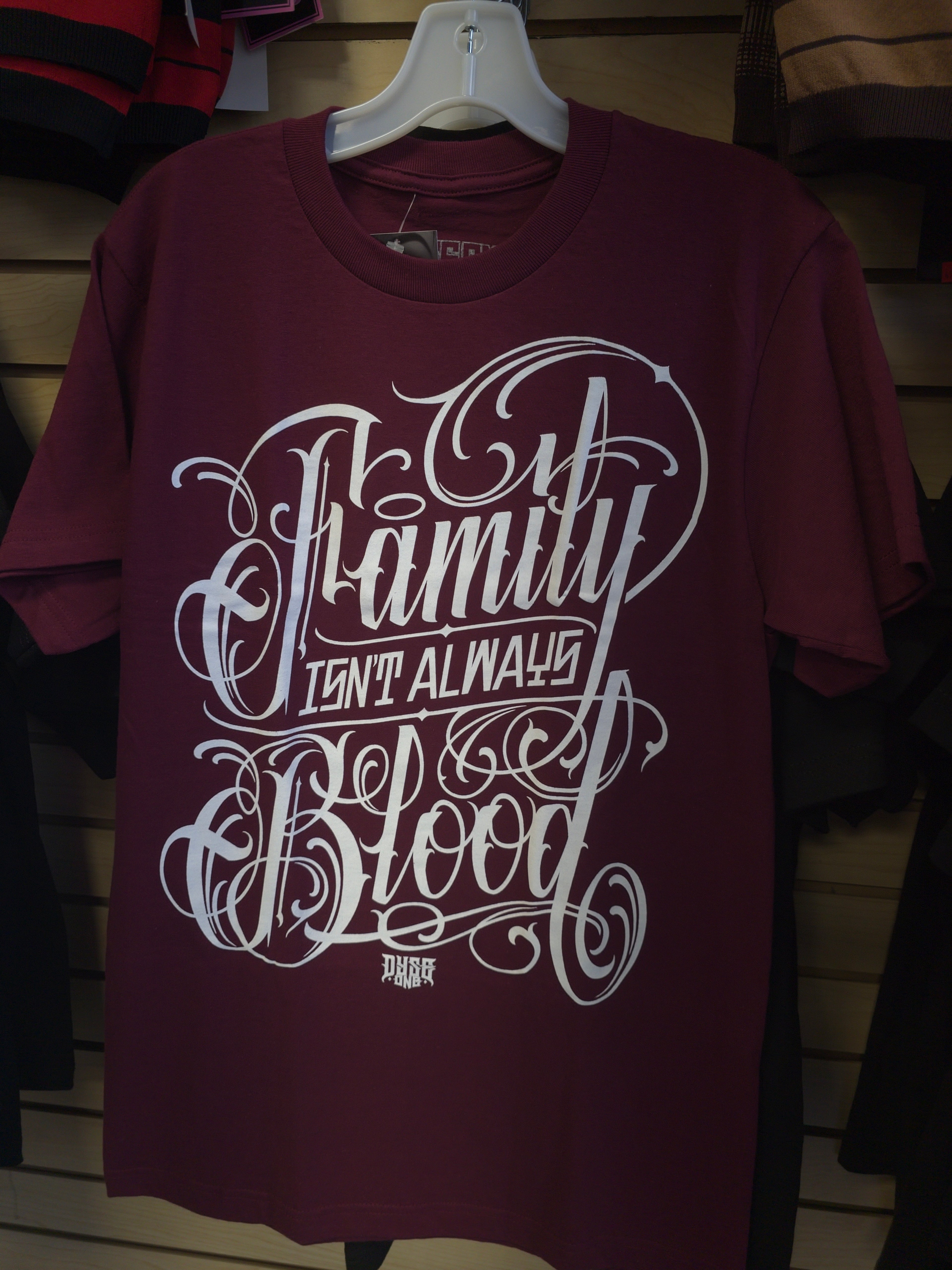 Dyseone tee