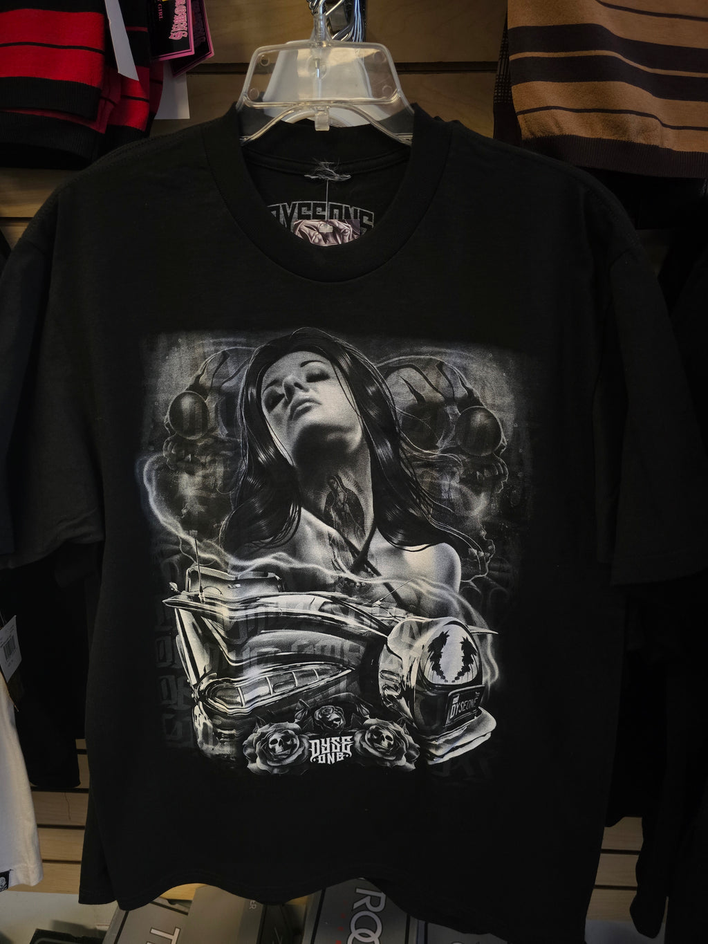 Dyseone tee