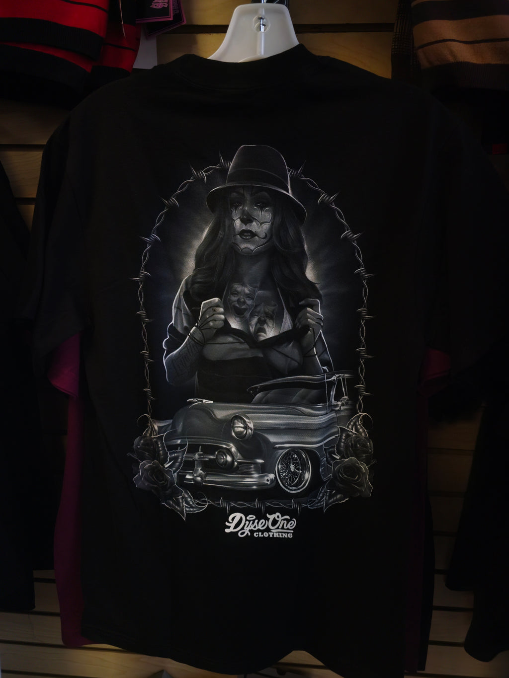 Dyseone tee