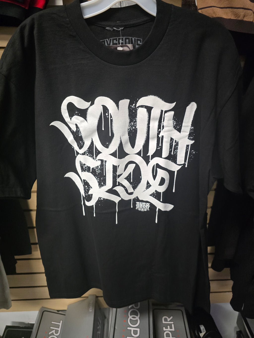 Dyseone tee