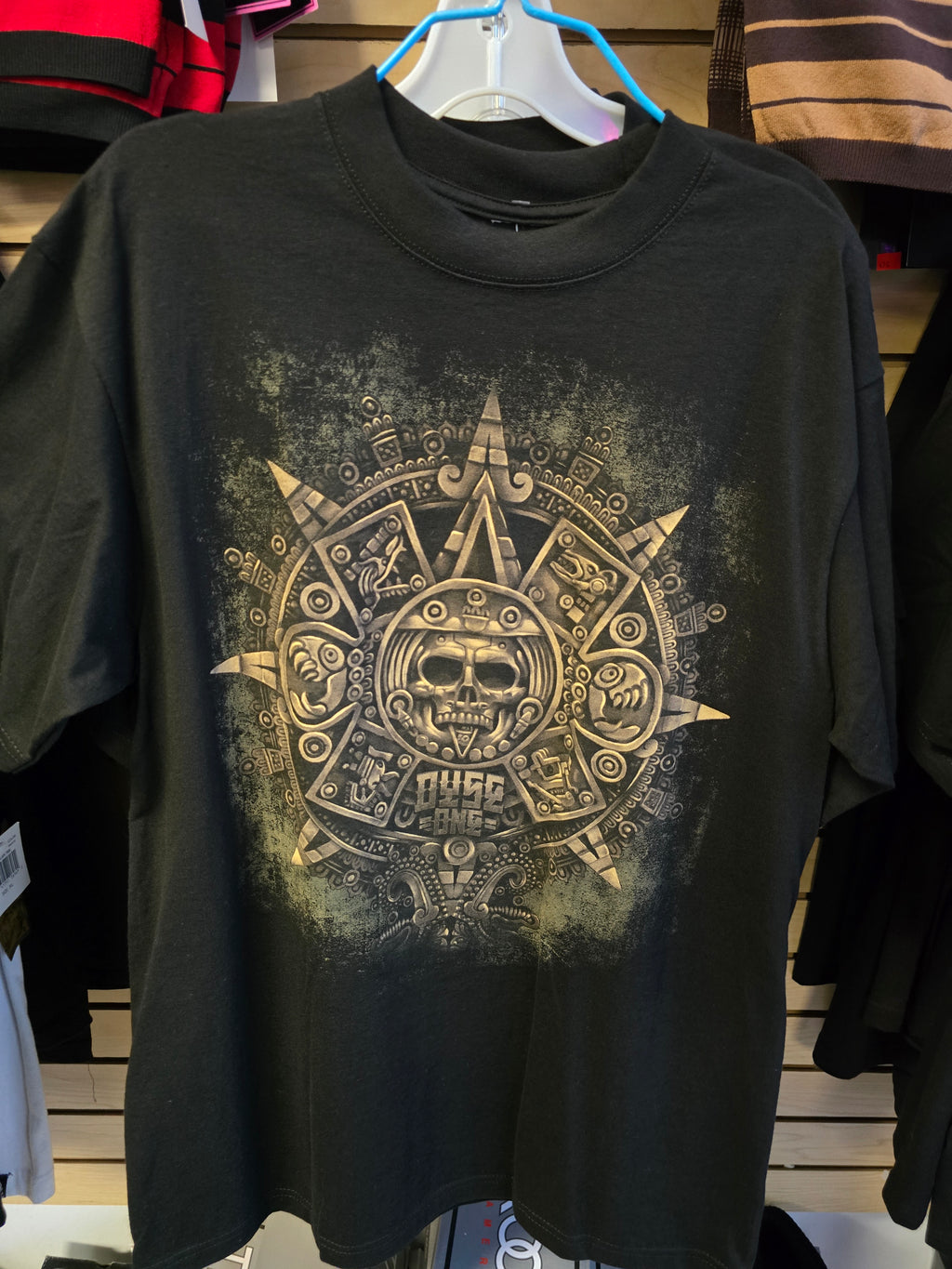 Dyseone tee