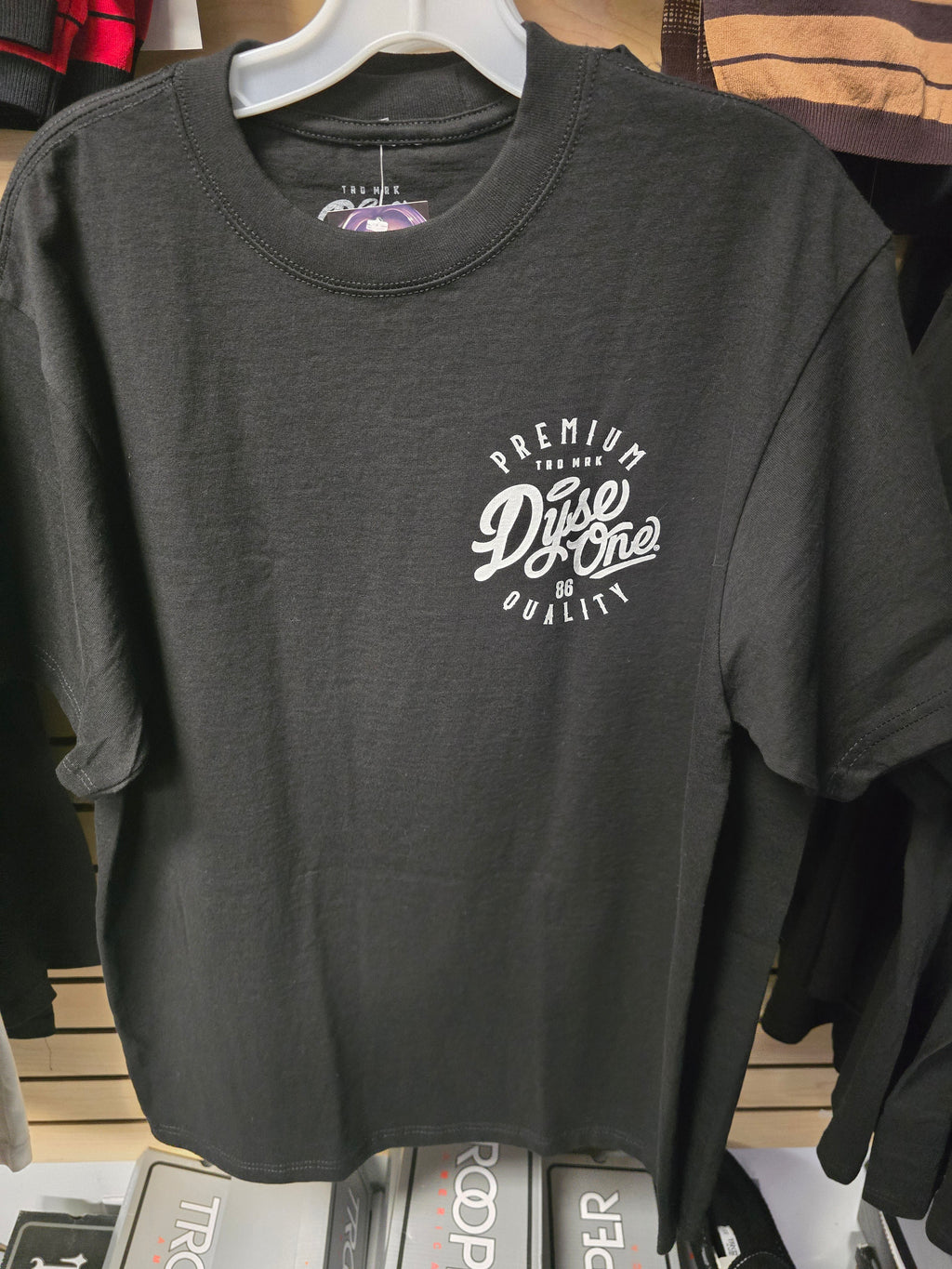 Dyseone tee