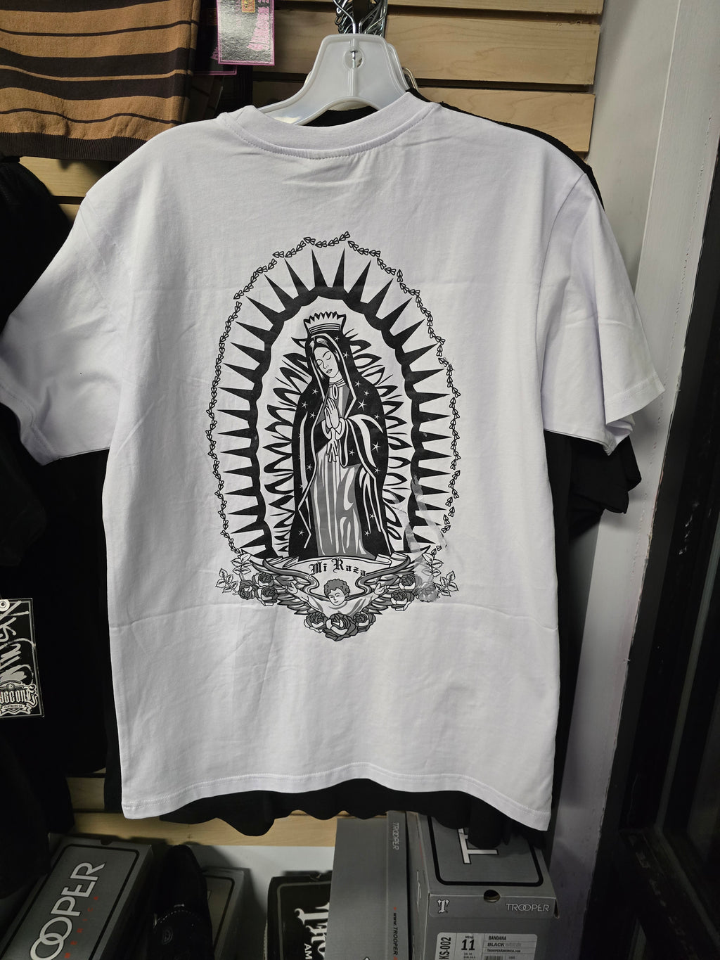 Mi raza tee