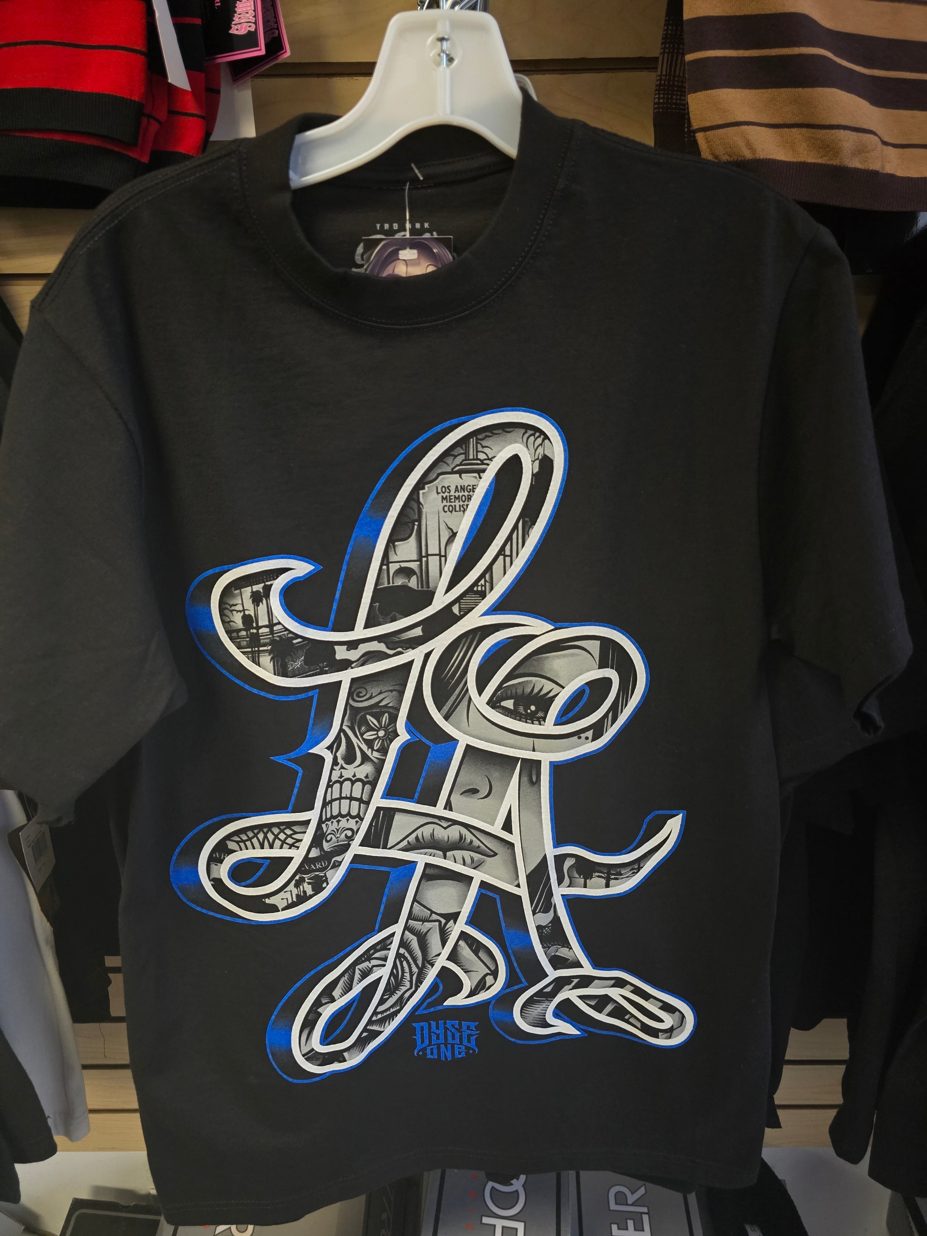 Dyseone tee