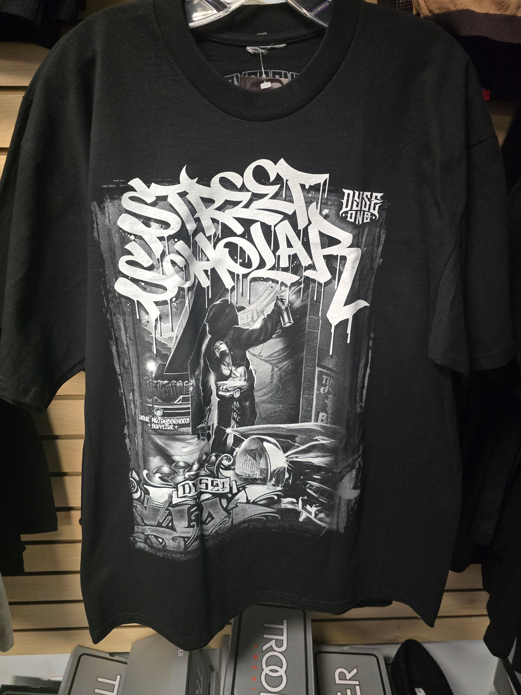 DyDyseone teeseone tee